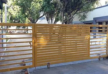 SLIDING-GATES